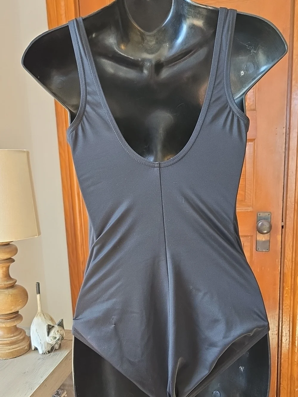 Lands' End Tugless Classic Black Soft Cup Tank US 4